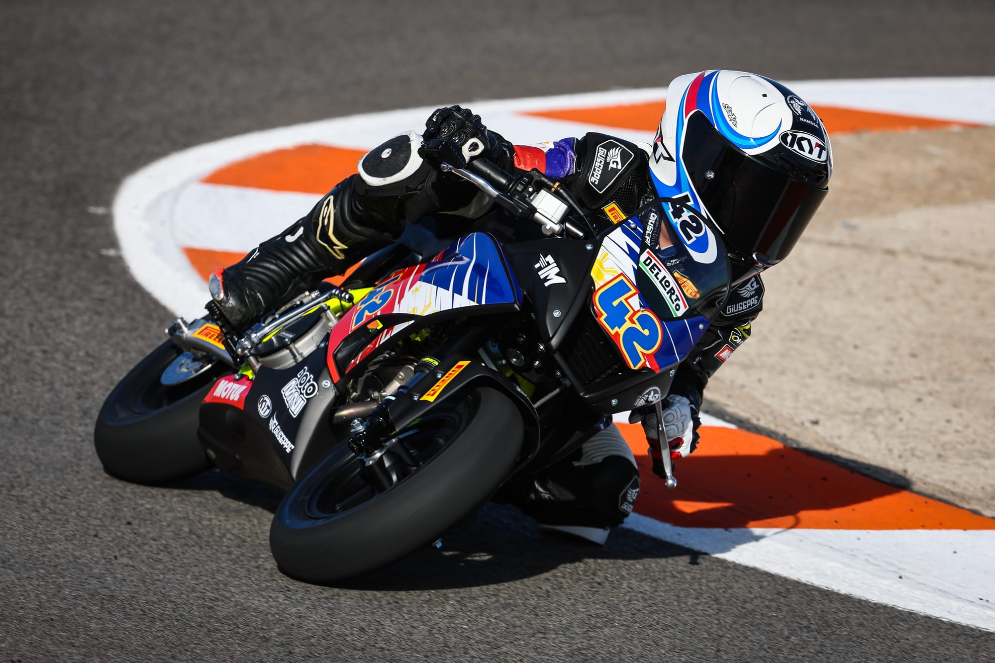 Two Young Filipino Riders join the FIM MotoMini World Series 2025 in Valencia