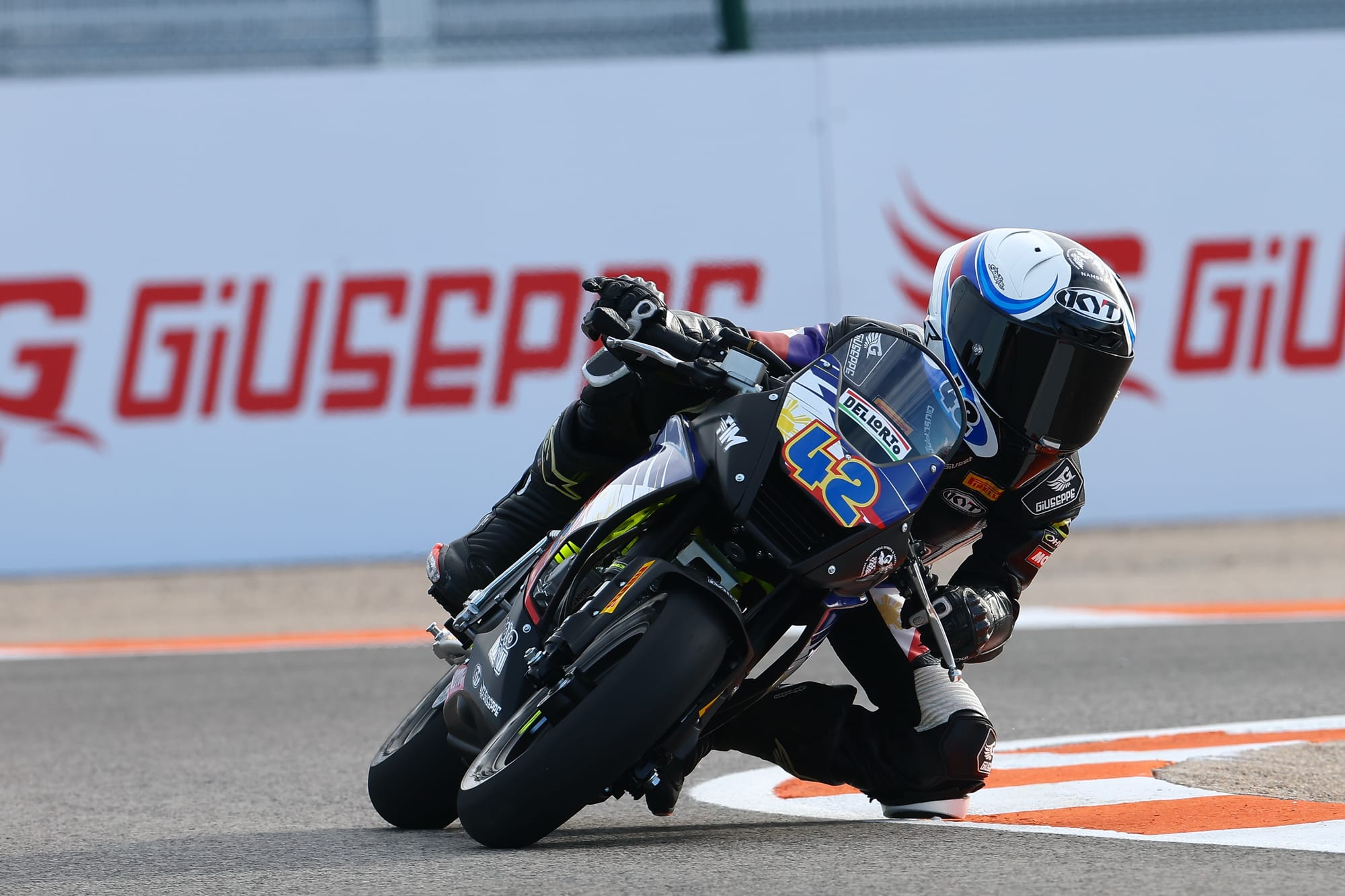 Two Young Filipino Riders join the FIM MotoMini World Series 2025 in Valencia